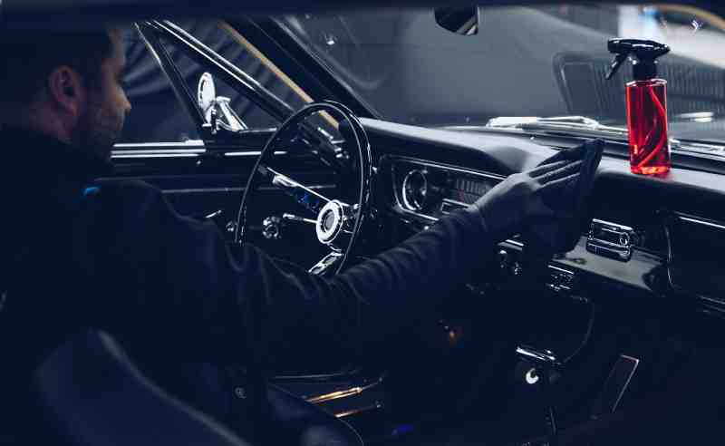 Revitalize Your Ride: 10 Pro Tips to Deep Clean Your Car's Interior Like a Pro!